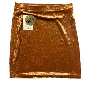 NEW burnt orange crushed velvet skirt from Forever 21